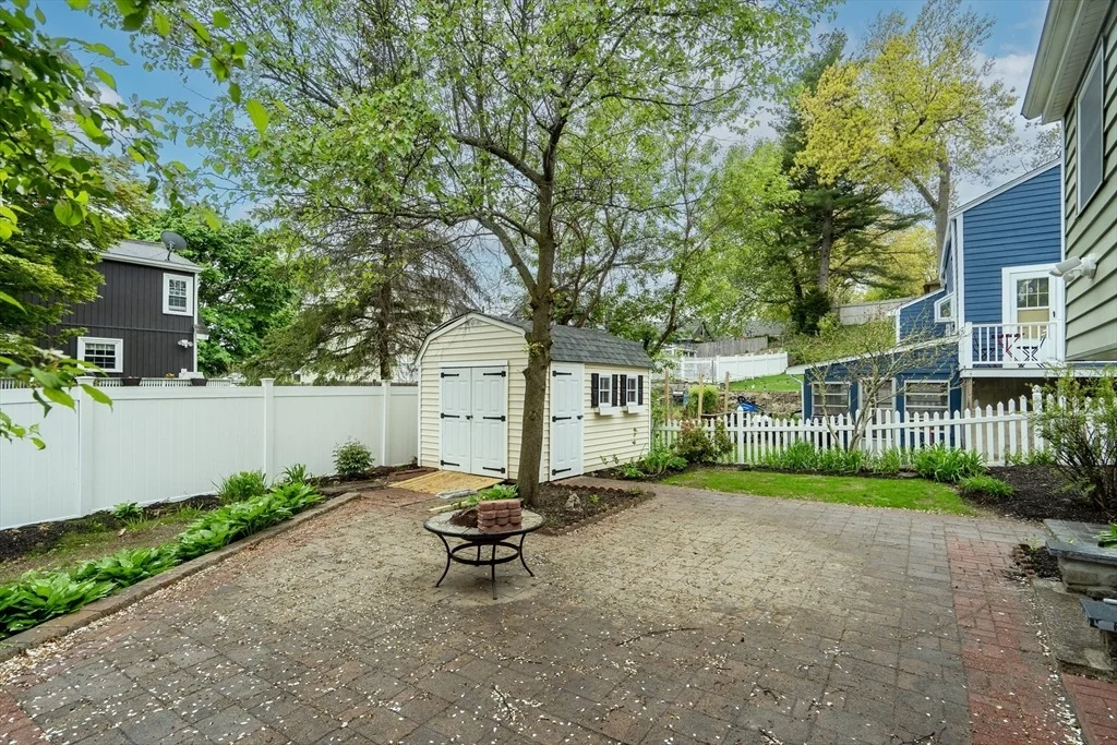 Photo of 20 Riverview St