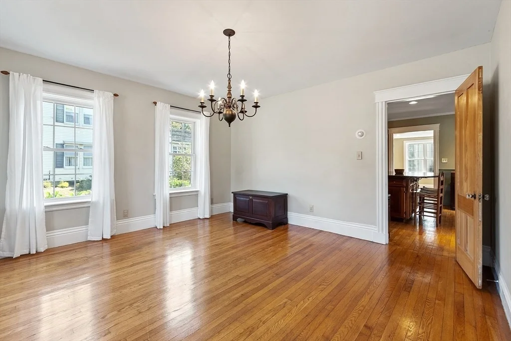 Photo of 64 Central St