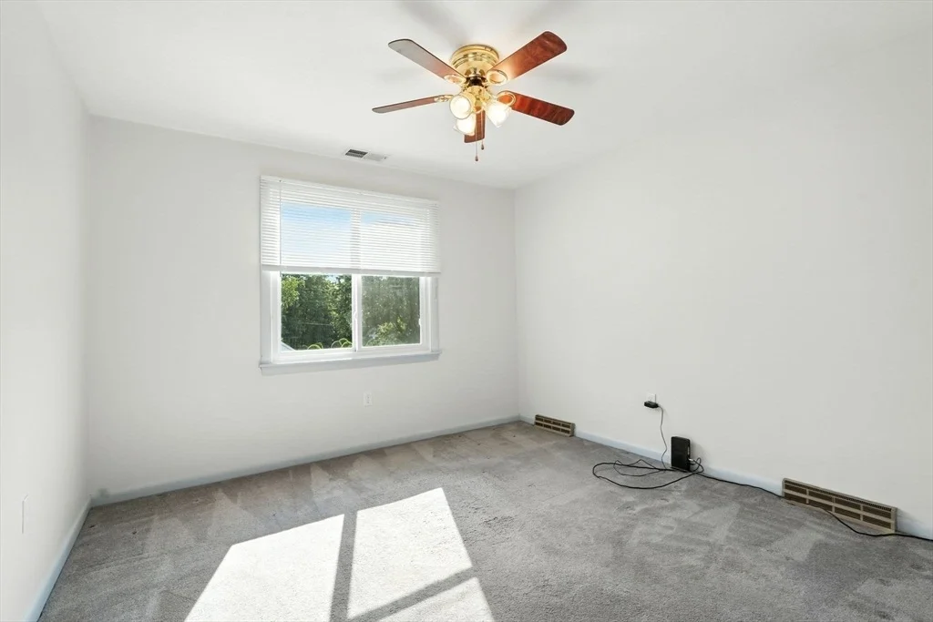 Photo of 233 Basil Rd
