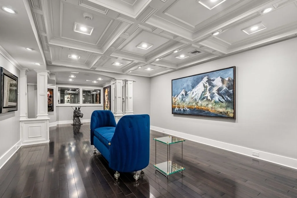 Photo of 1722 Monument St