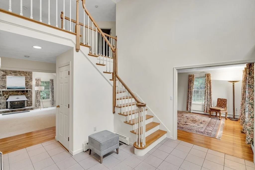 Photo of 4 Crestview Rd