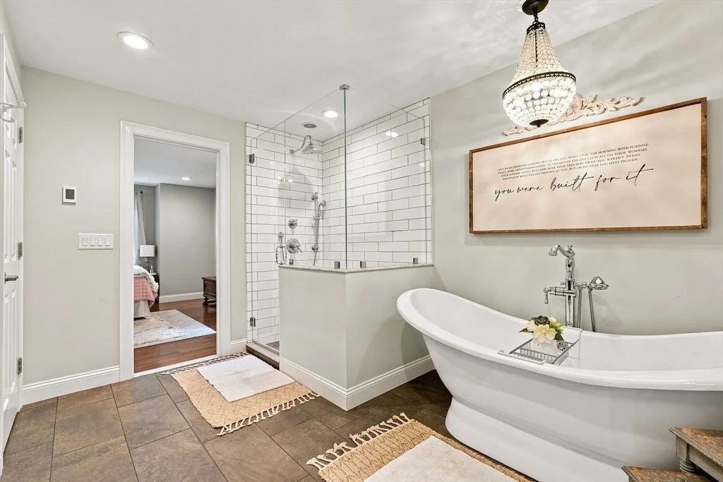 Photo of 51 Barton Ave
