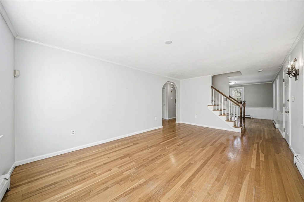 Photo of 443 Cushing St