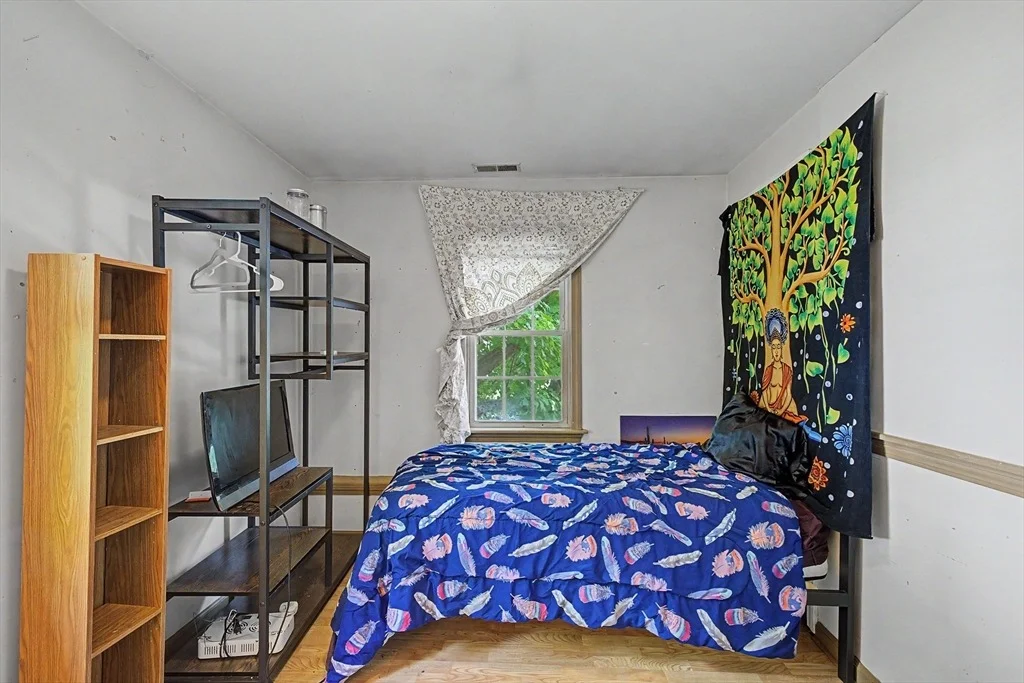 Photo of 166 Summer St