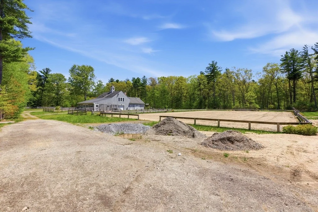 Photo of 28 Deer Run Road
