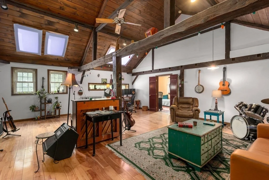 Photo of 187 Mill St