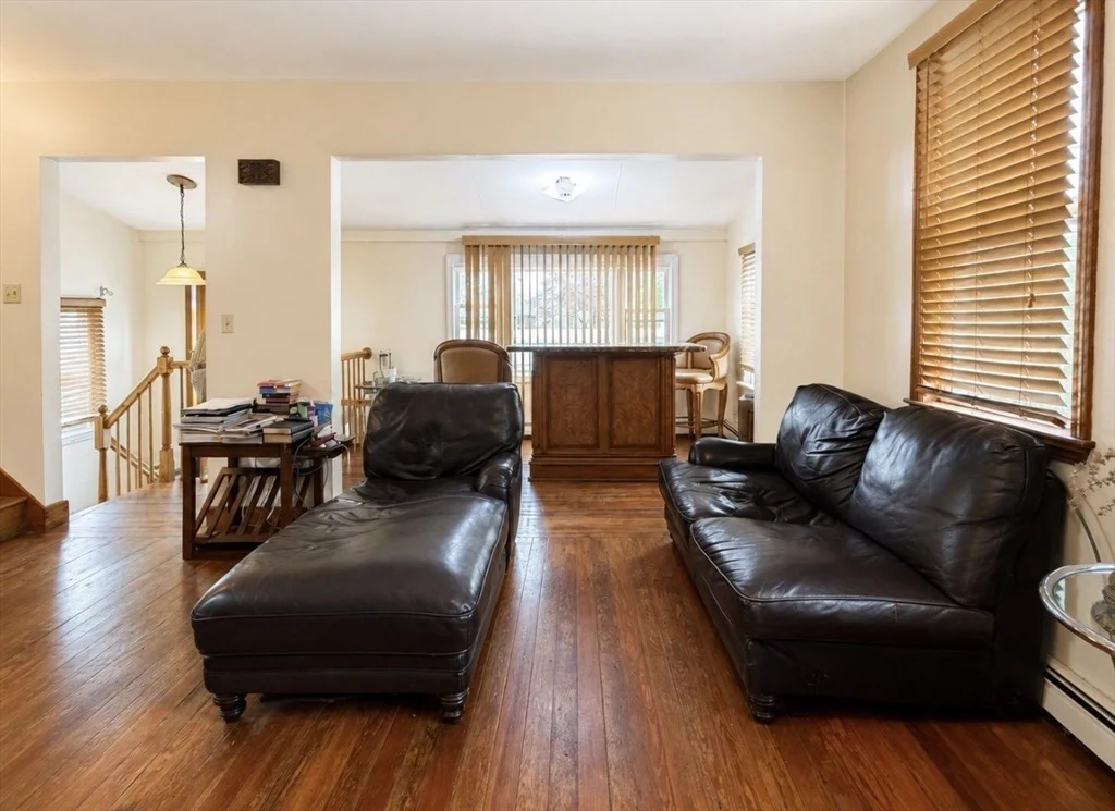 Photo of 439 Newport Rd