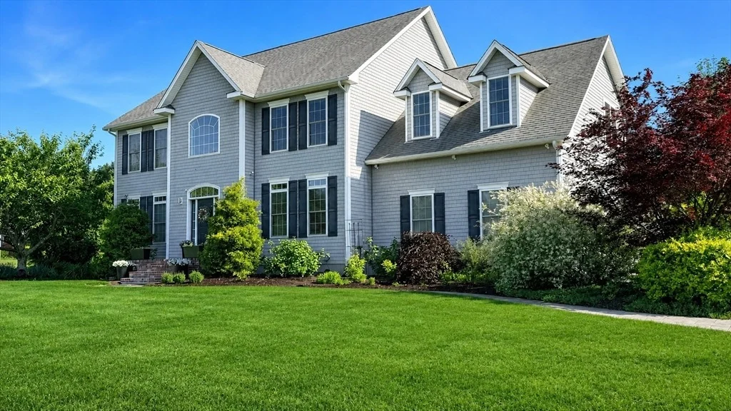 Photo of 6 Evergreen Dr