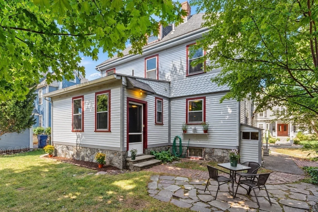 Photo of 26 Walnut Pl