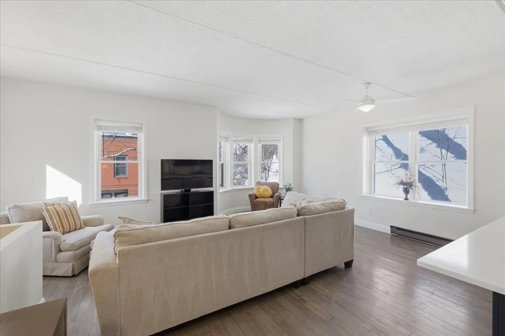 Photo of Unit B at 7 Eugene Circle