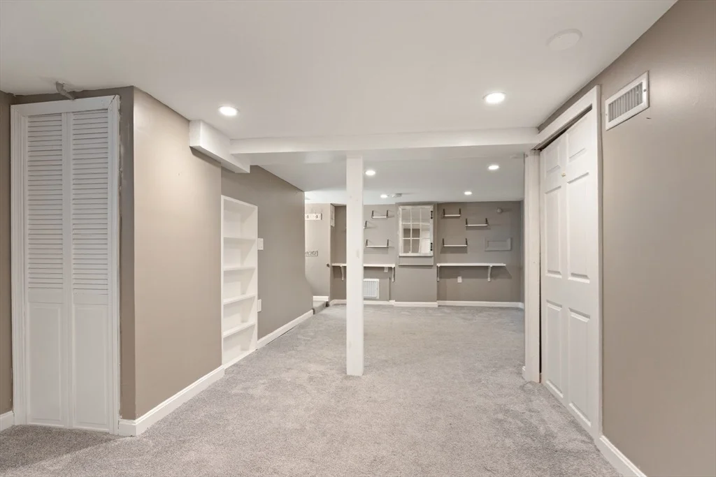 Photo of 34 Maple Avenue