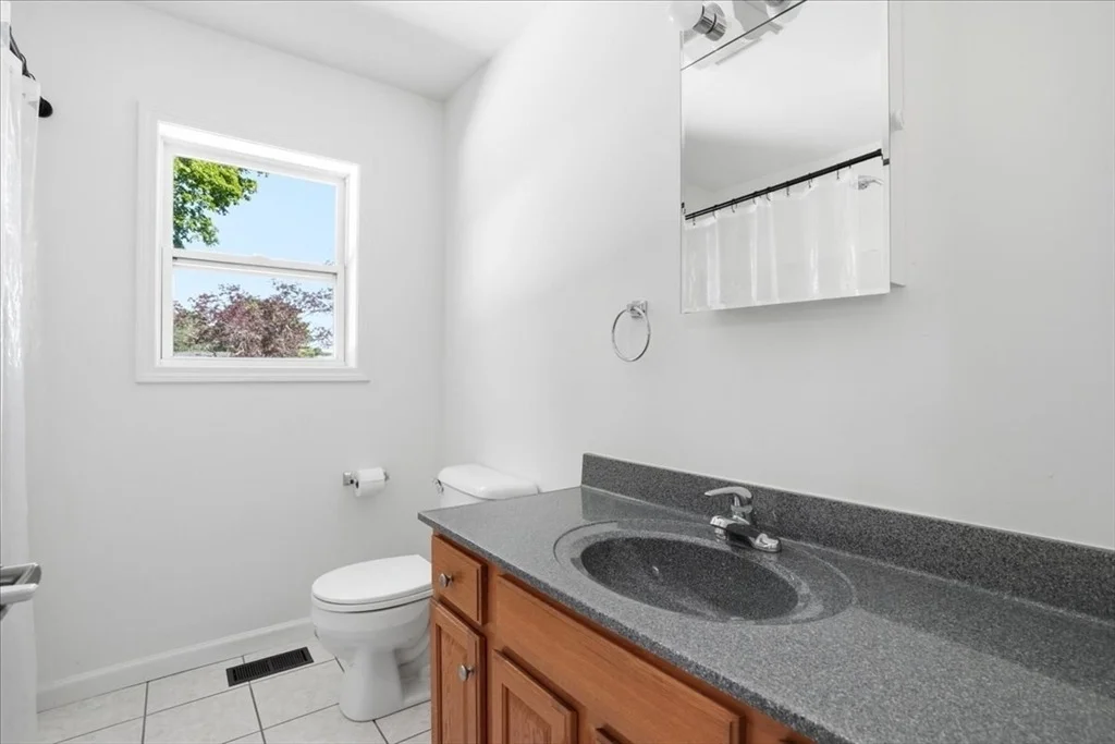 Photo of 111 Wompatuck Rd