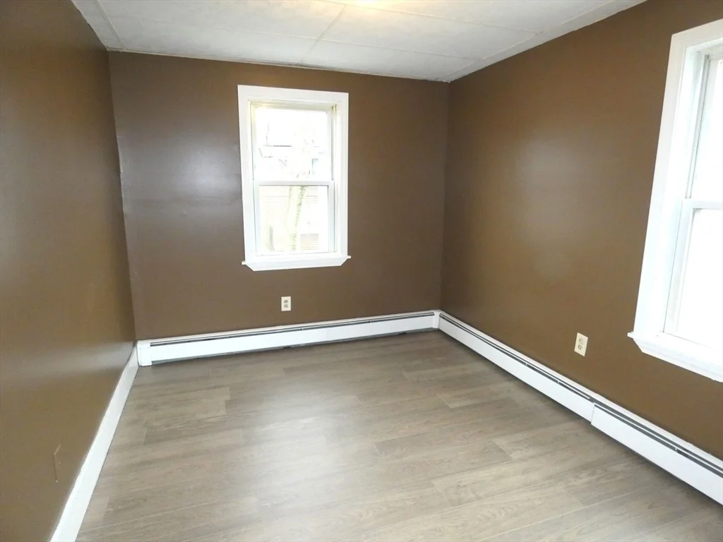 Photo of 60 Willard St