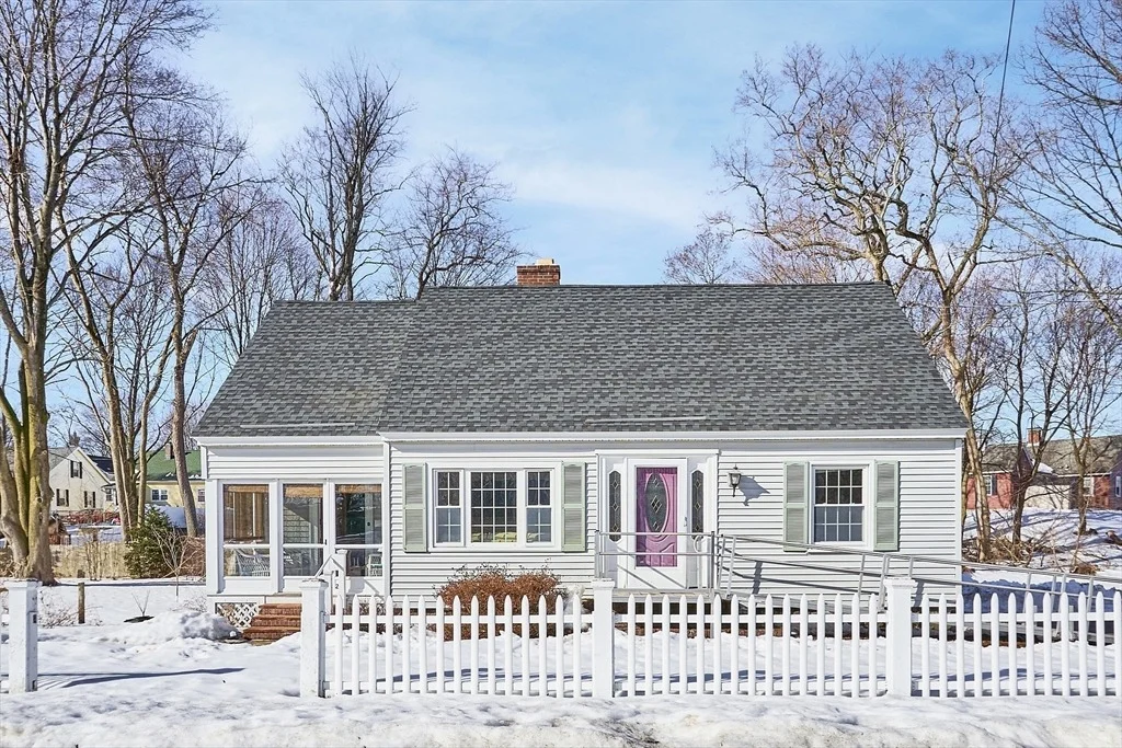 Photo of 24 Pelham Ave