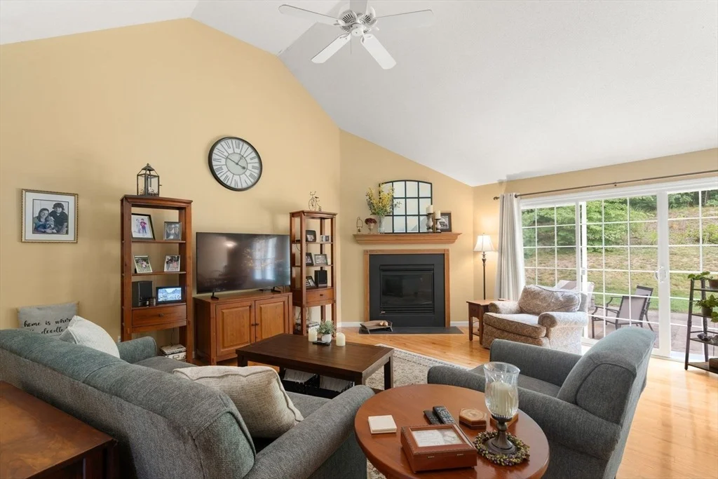 Photo of 75 Hillcrest Circle