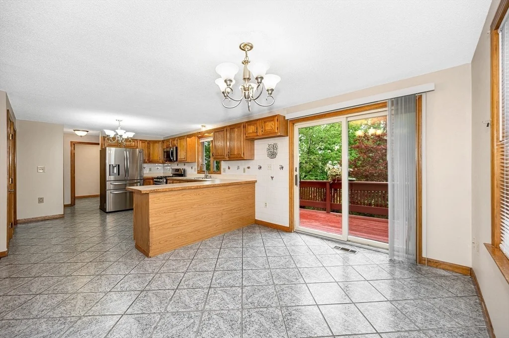 Photo of 91 Leonard Circle