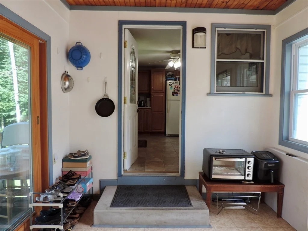 Photo of 96 Logtown Rd