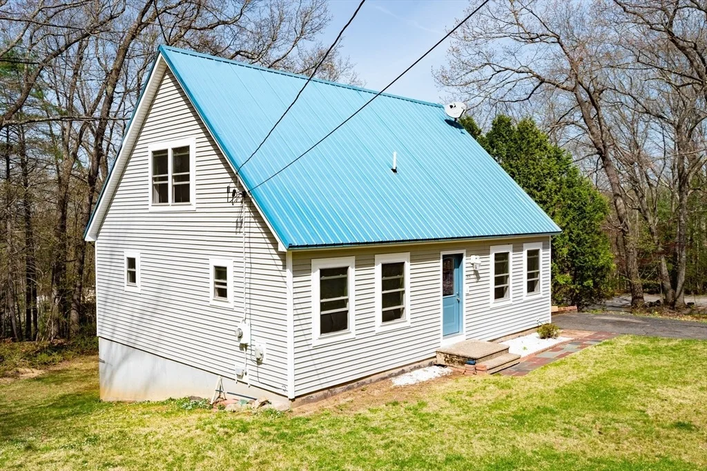 Photo of 155 Woodland Dr