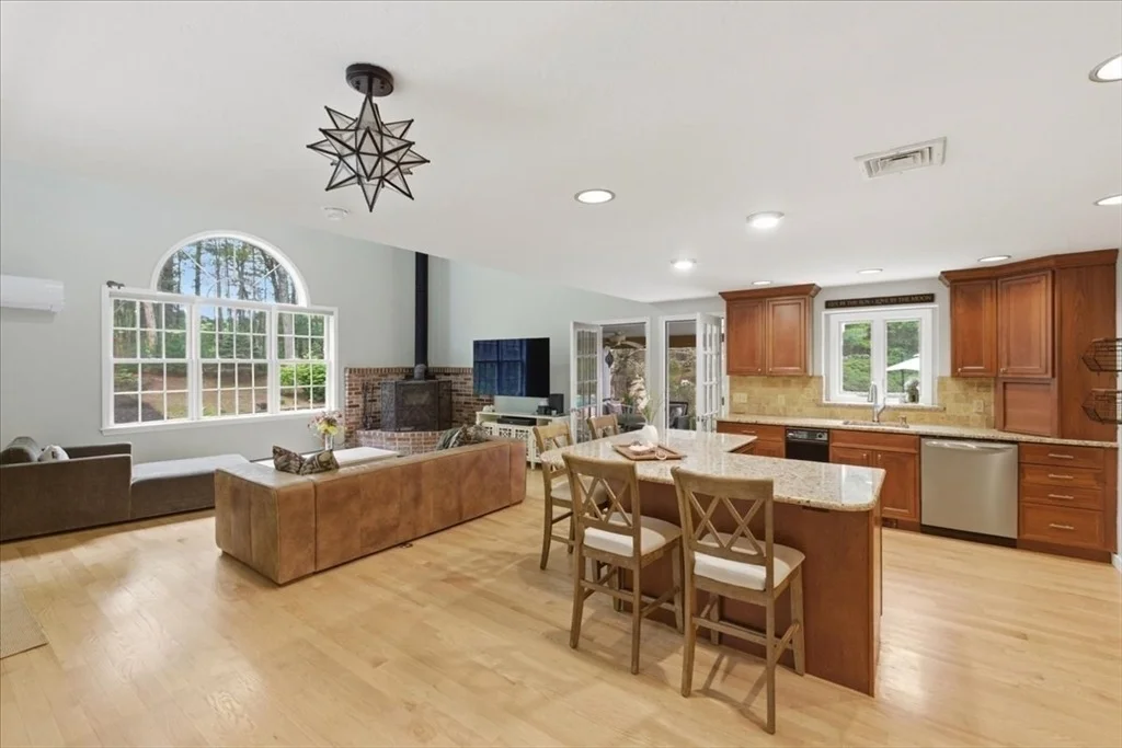 Photo of 46 King St