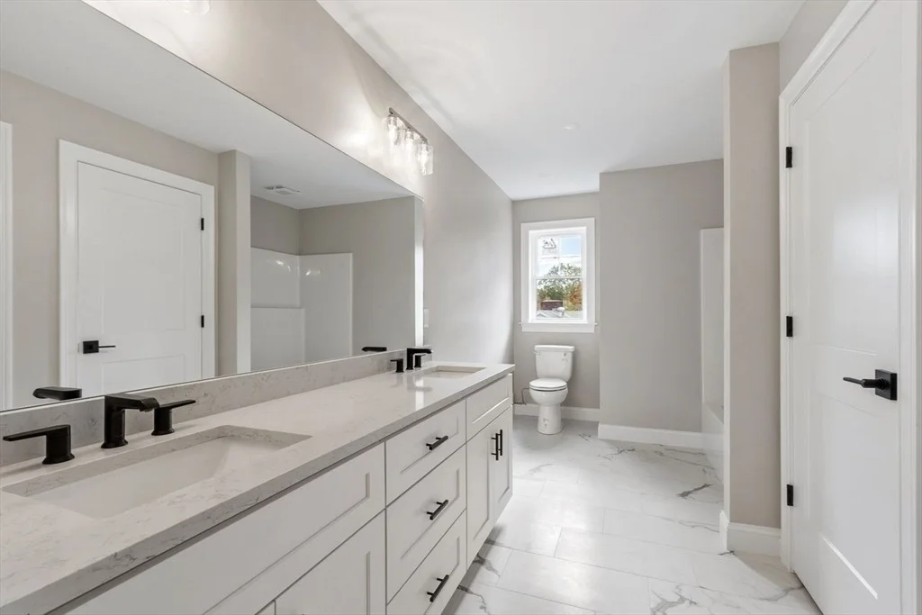 Photo of 96 Middlesex Ave