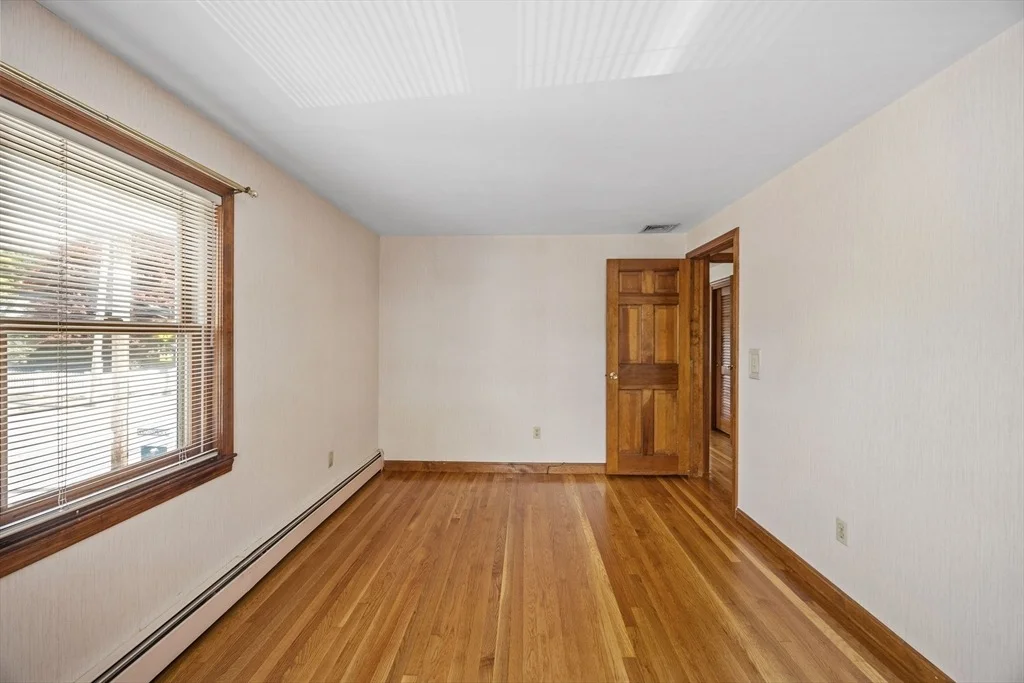 Photo of 152 Bridge St