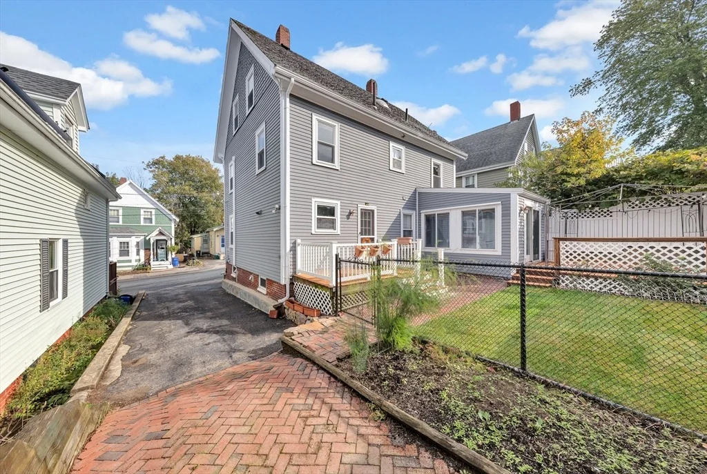 Photo of 7 Harold Ave