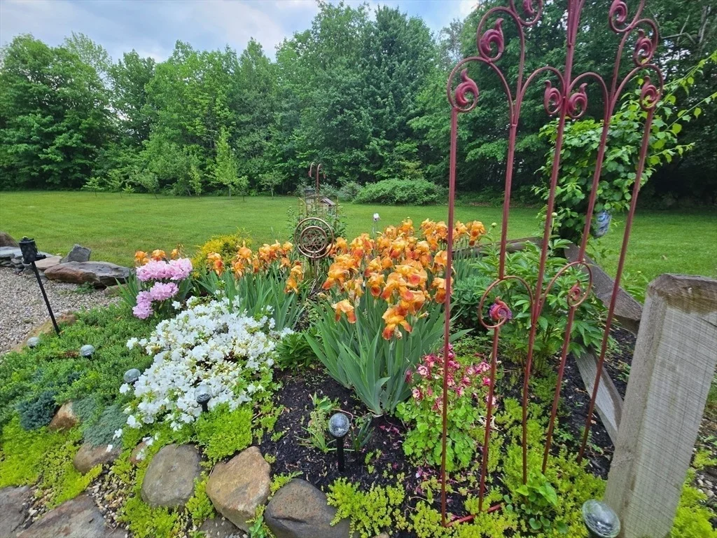 Photo of 5 Bofat Hill Rd