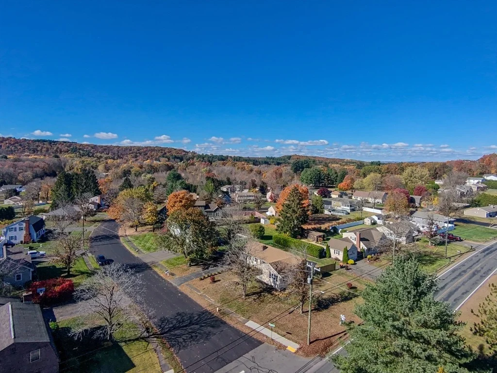 Photo of 8 Ridgeview Drive