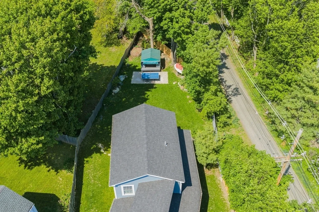Photo of 27 Maverick St