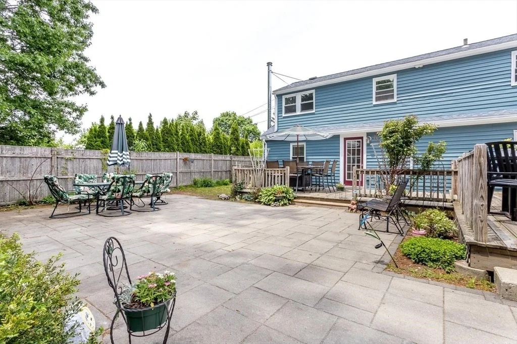 Photo of 10 Cedarcrest