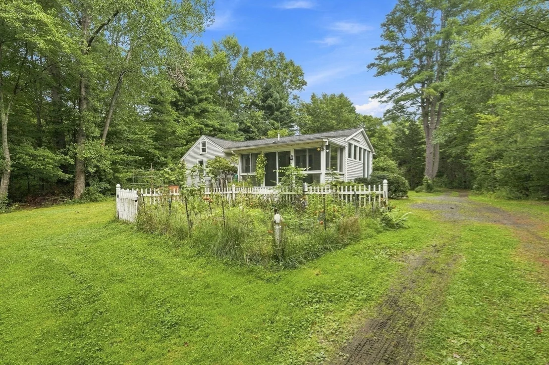 Photo of 241 Warren Wright Rd