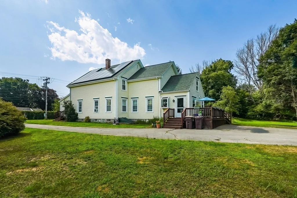 Photo of 1236 Main St.