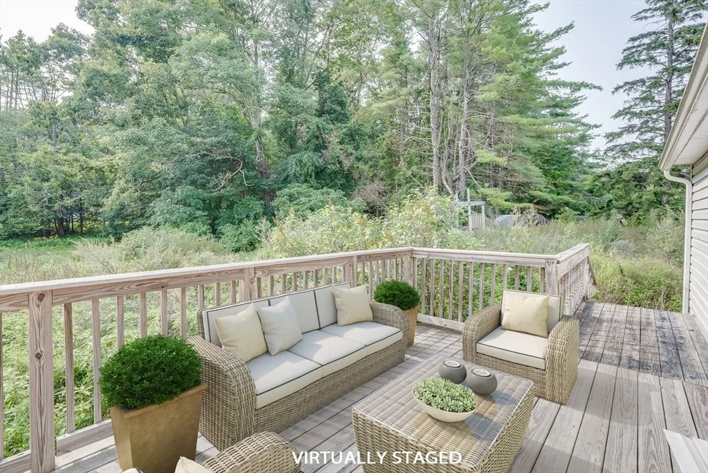 Photo of 691 River St