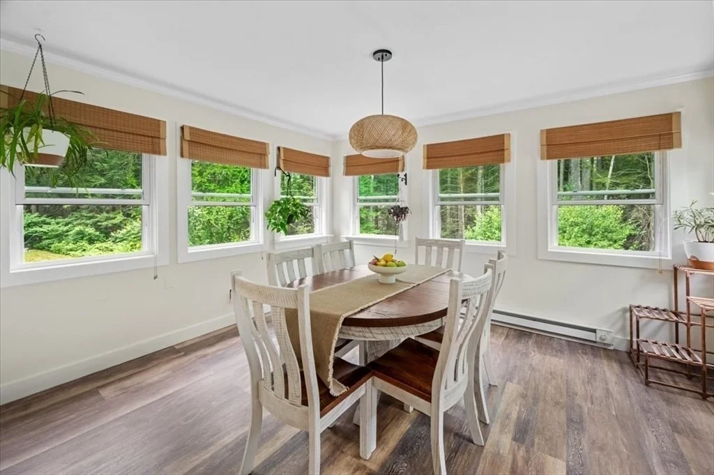 Photo of 320 Alpine Dr