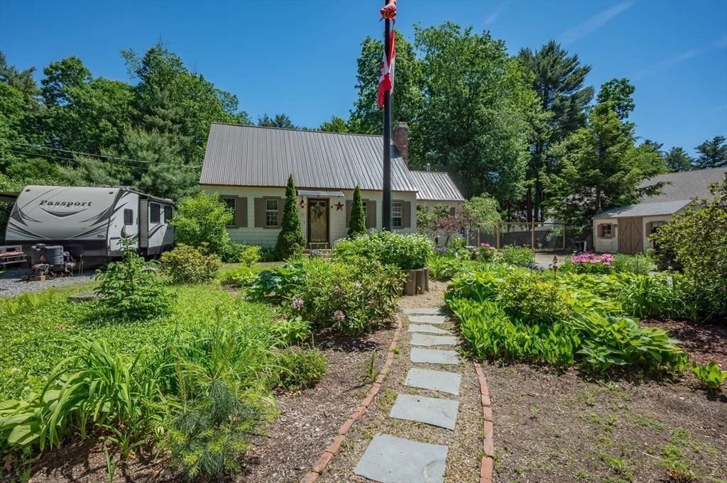 Photo of 25 Hickory Drive