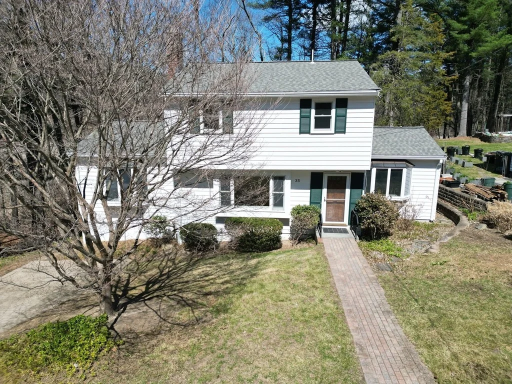 Photo of 35 Wallace Rd
