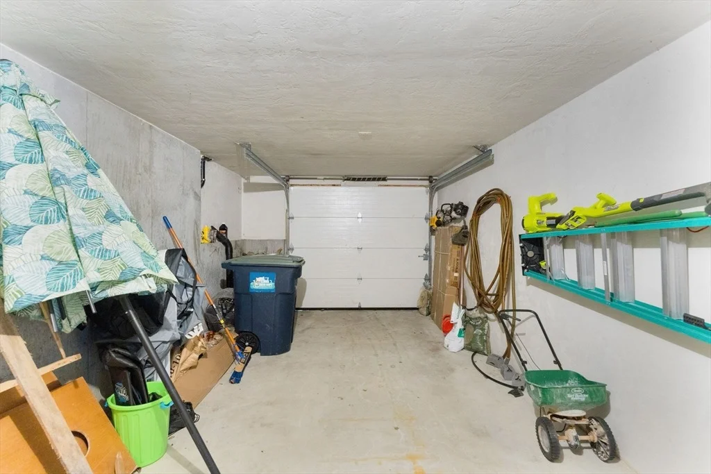 Photo of 99 Cournoyer Blvd