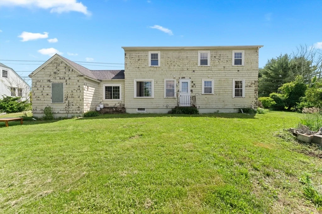 Photo of 282 7 Mile Rd