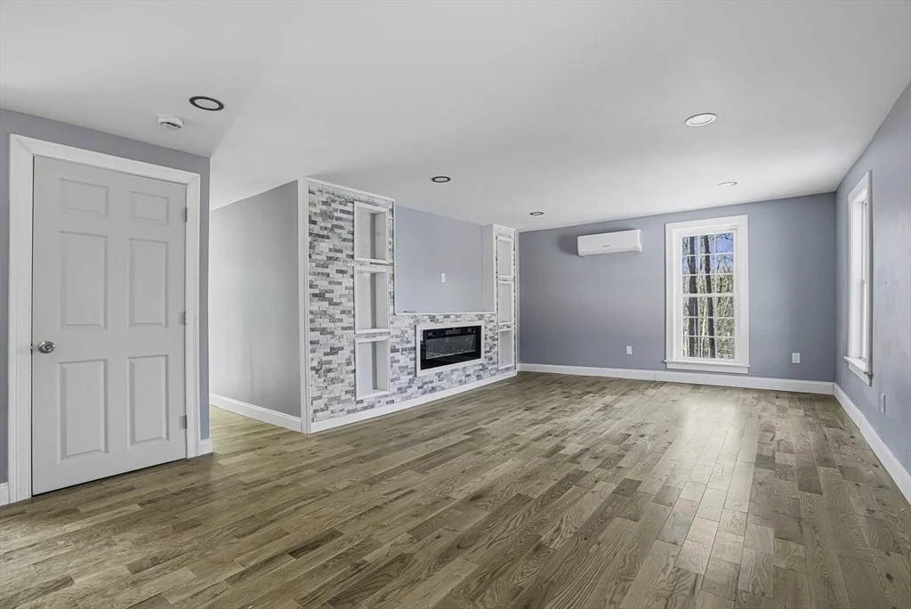 Photo of 140 Spring St