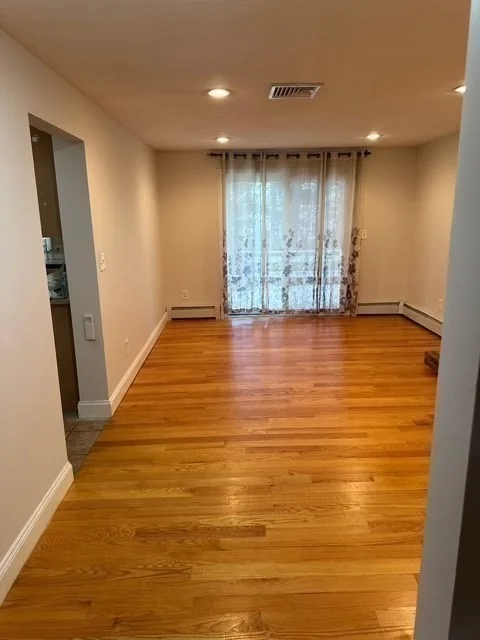 Photo of 23 Kings Row Ln