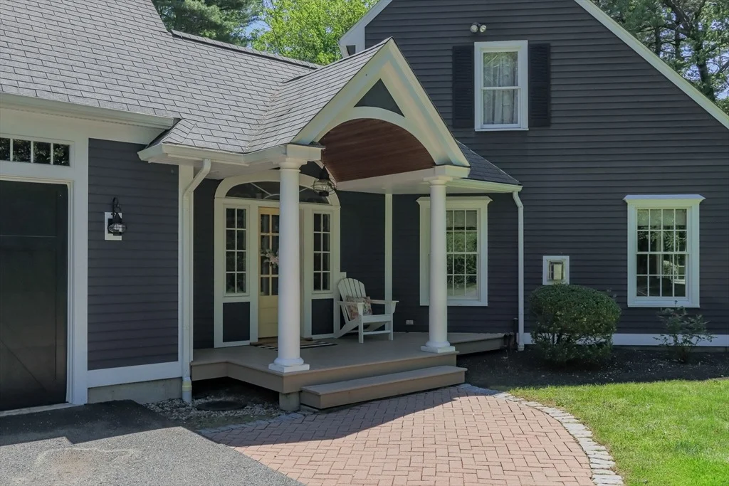 Photo of 8 Whitaker Ln