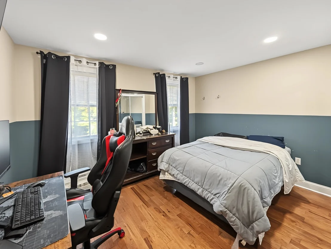 Photo of 34 Conservation Dr