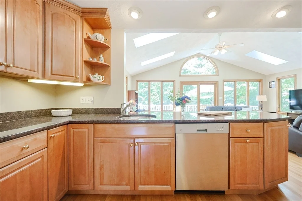 Photo of 23 Teller Dr