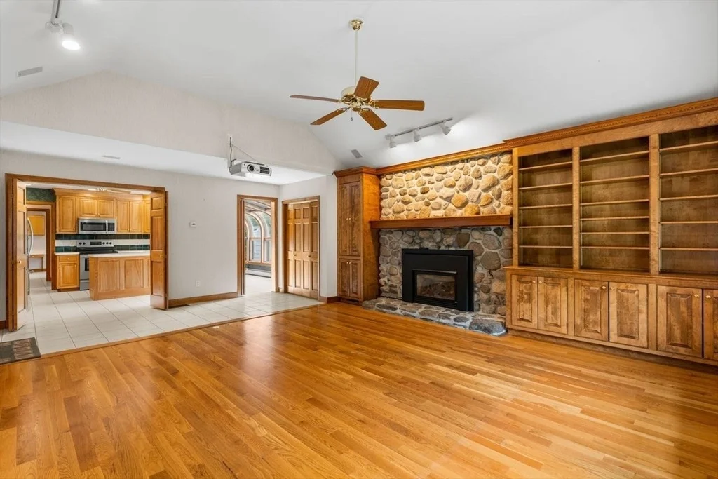 Photo of 48 West St