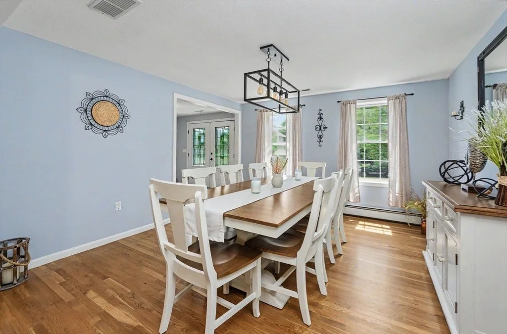 Photo of 72 Heritage Rd