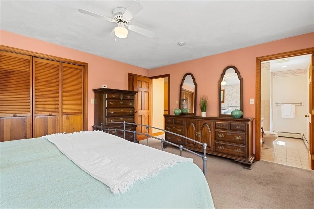 Photo of 26 Lawrence Ln