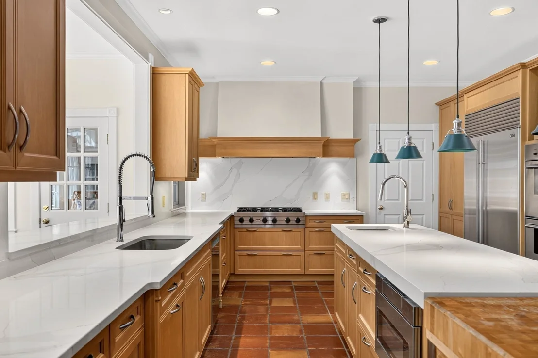 Photo of 169 Tisquantum Rd