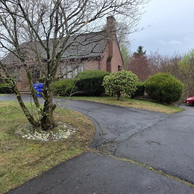Photo of 30 Woodcrest Road