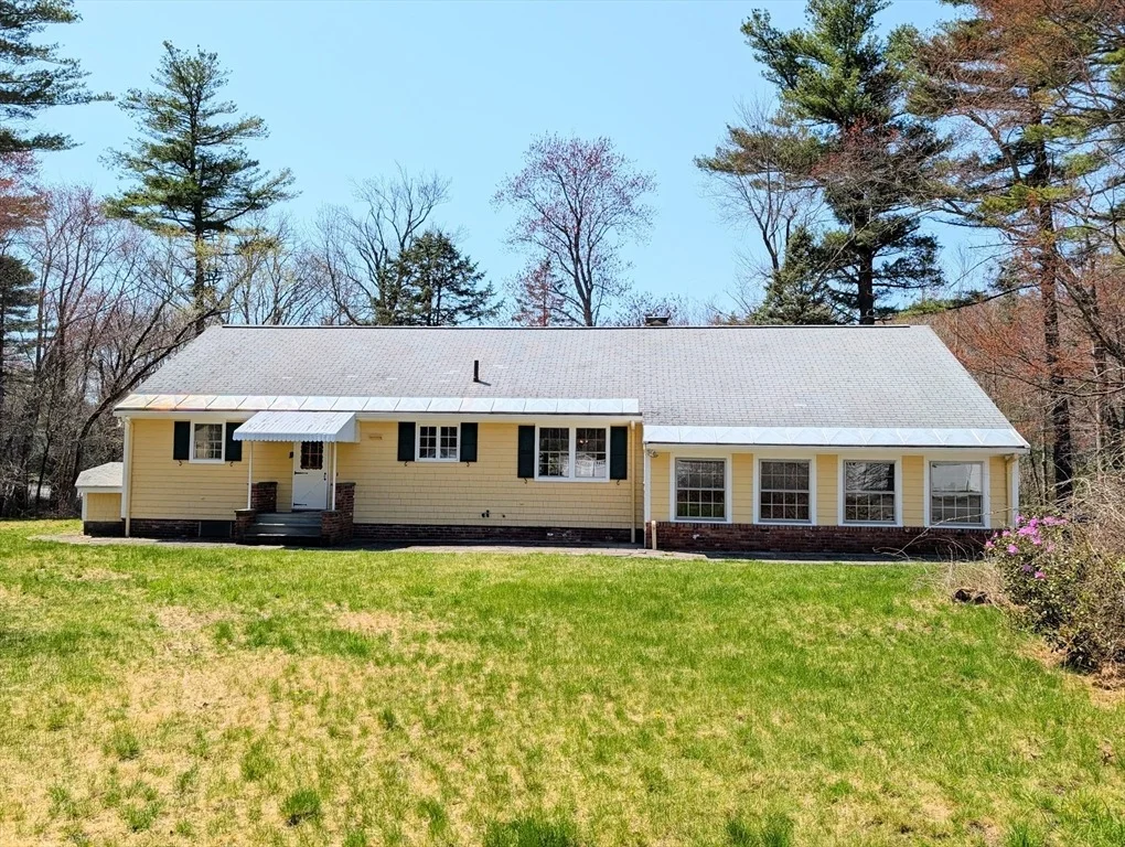 Photo of 168 Old Harvard Rd