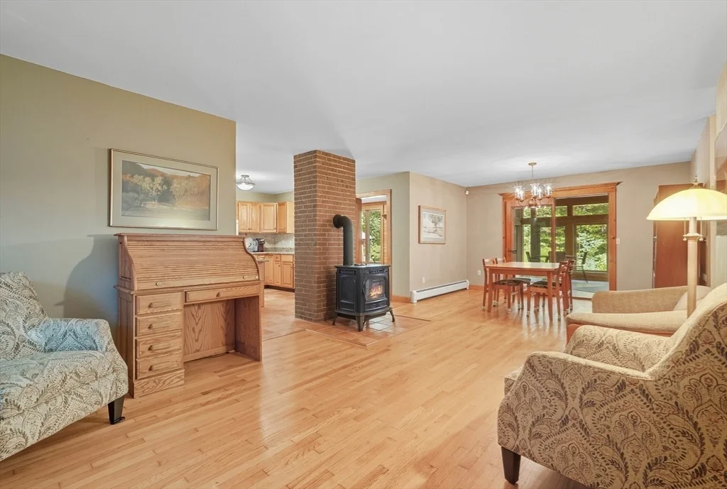 Photo of 166 Rocks Road